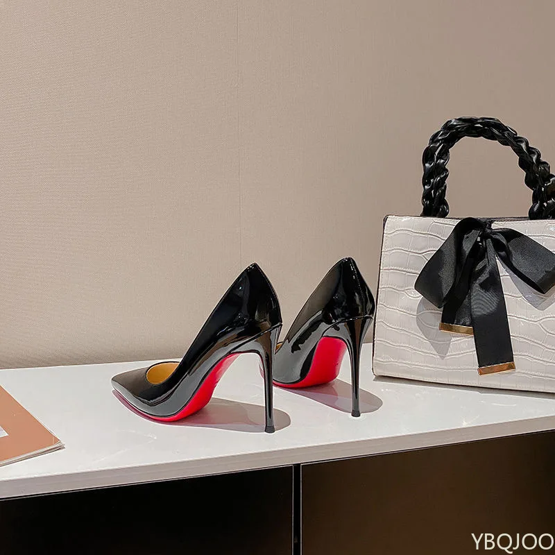 Nová jesenná elegantná špicatá špicatá červená podošva topánky sexy ženy Stilettos čierna patentská kožená dámy vysoké podpätky Party obuv majer