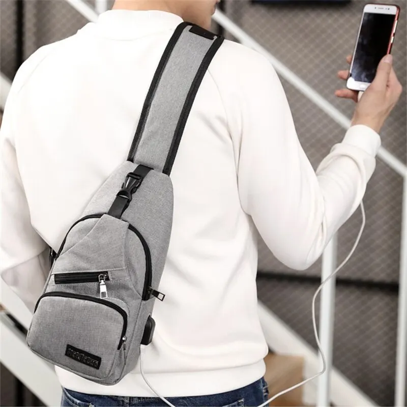 Nová multifunkčná Crossbody Bag USB nabíjanie voľného času Šport veľkú kapacitu hrudníka pre mužov