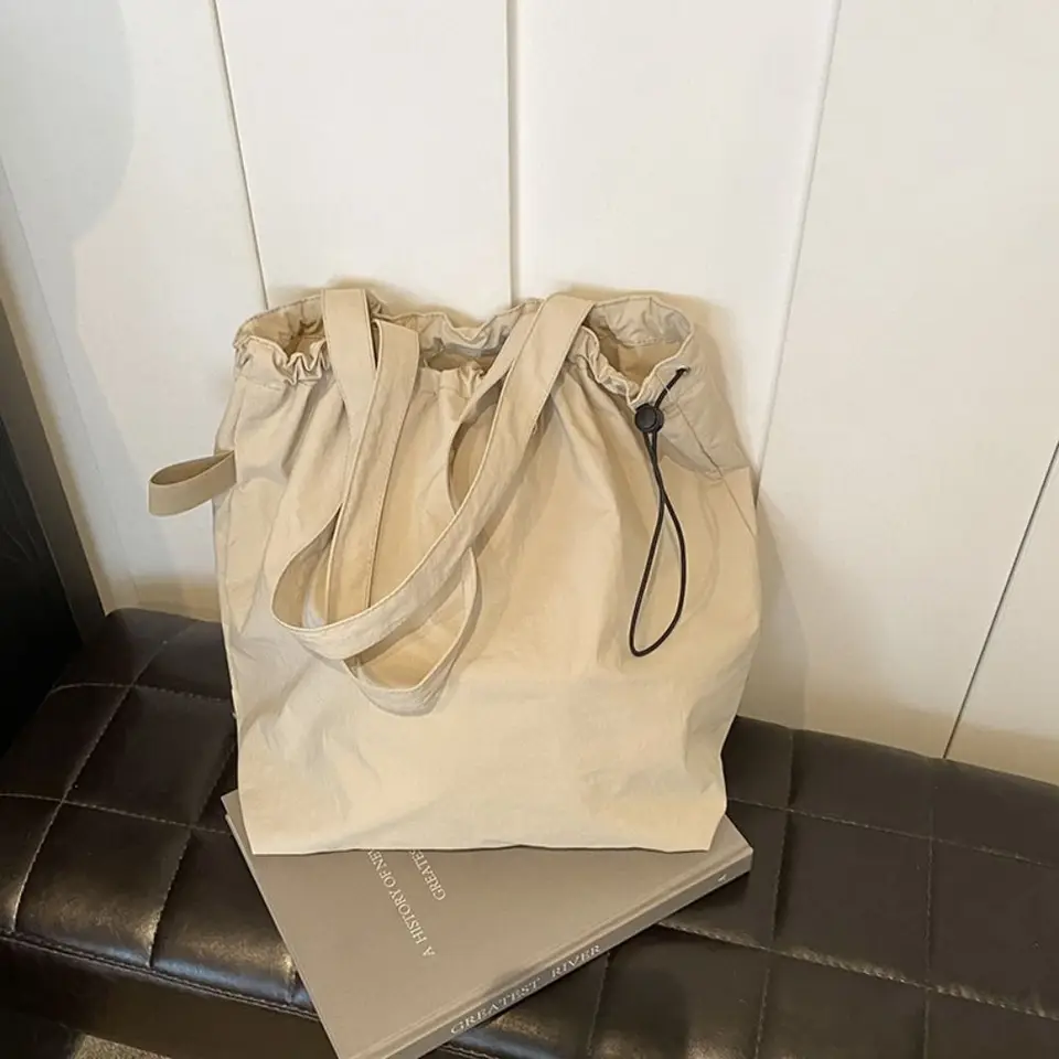 Nová módna šnúrka vrecko na rameno neformálne veľkú kapacitu Messenger Bag Ultra-Light Nylon Tote Bag All-Match Shopping Bag