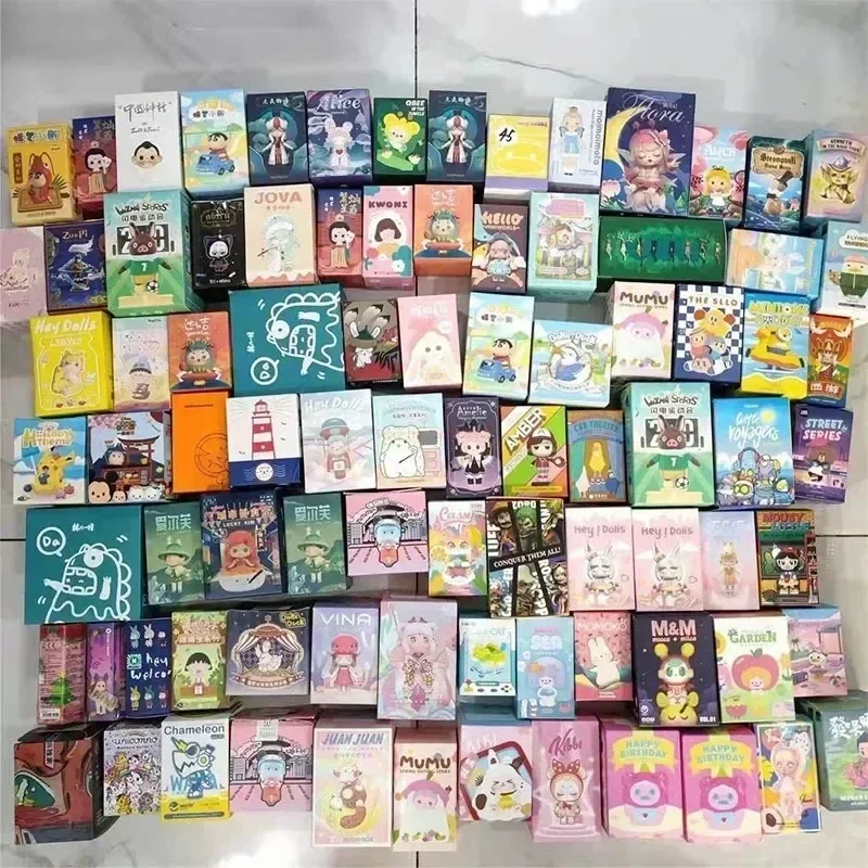 Nová pravá náhodná neotvorená slepá skrinka Lucky Bag Darčeková stolná dekorácia, zbierka rúk, anime darček slepý veľkoobchod