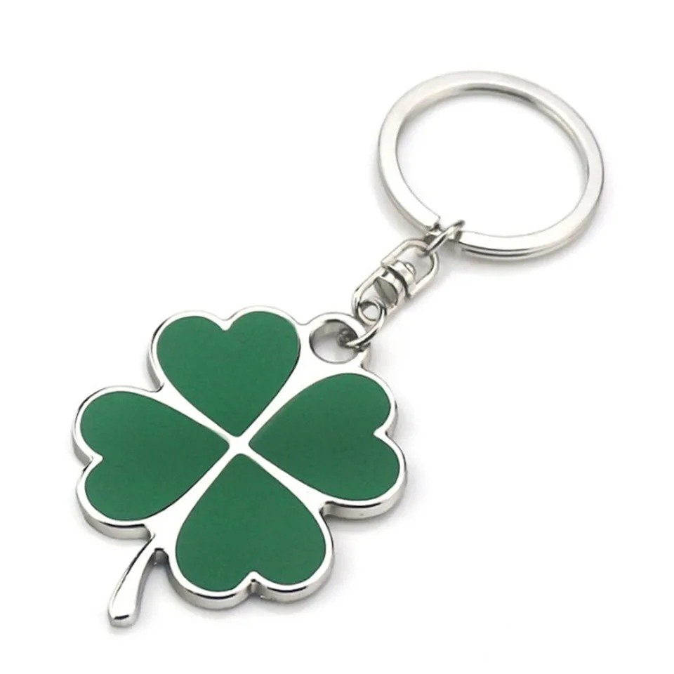 Nová zelená dovolenka Keychain Fashion Creative Krásne Štyri listy Clover Steel Lucky Key Chain Key Key Rings Wholesale