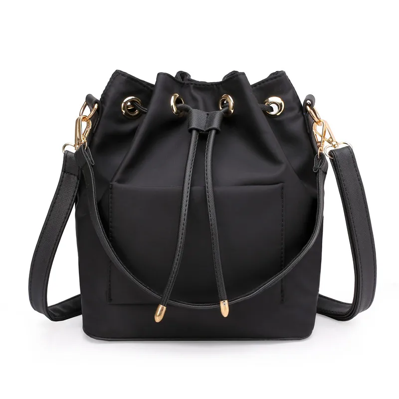 Nová značka móda ženská krížová taška Dámske ramenné taška Nylon Vysoko kvalitné ručné plážové tašky Ladies Messenger Bag Cestovná kabelka