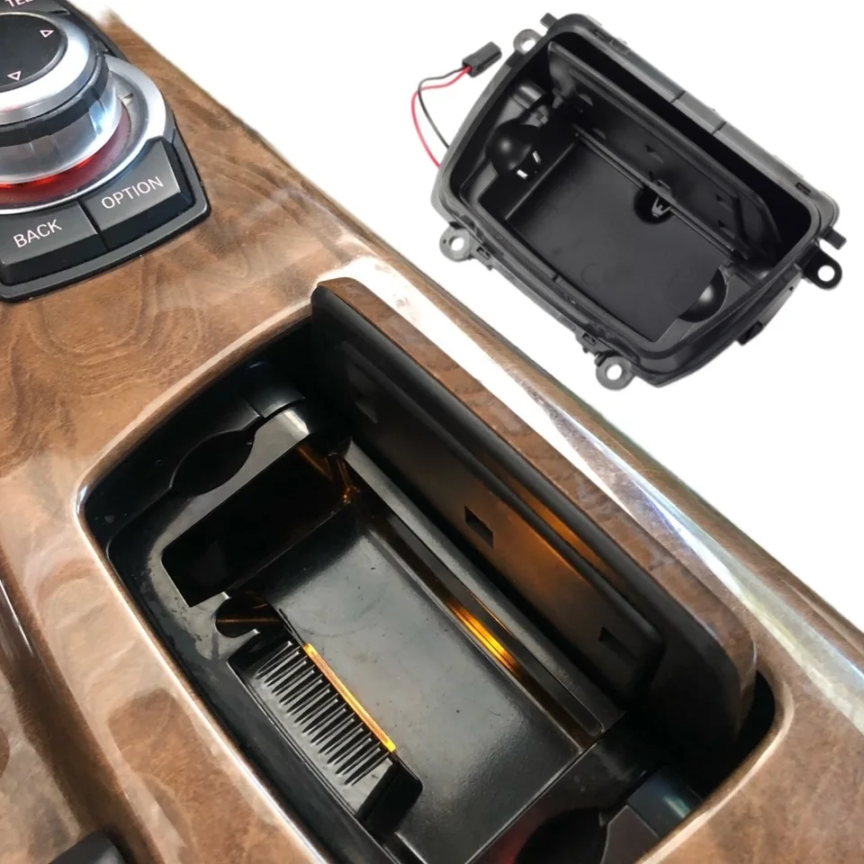 Nová čierna plastová stredná centrálna konzola Zostava popolníka Fit Fit for BMW 5 Series F10 F11 F18 51169206347
