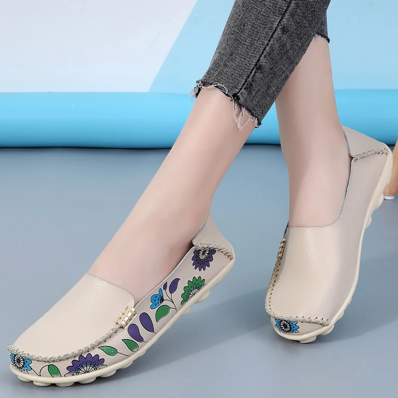 NOVÉ 2024 Dámske mokasinky Patches SITHING Ploché topánky Žena Letné byty Soft Candy Colors Originálne kožené mokasínové mokasiniská topánky