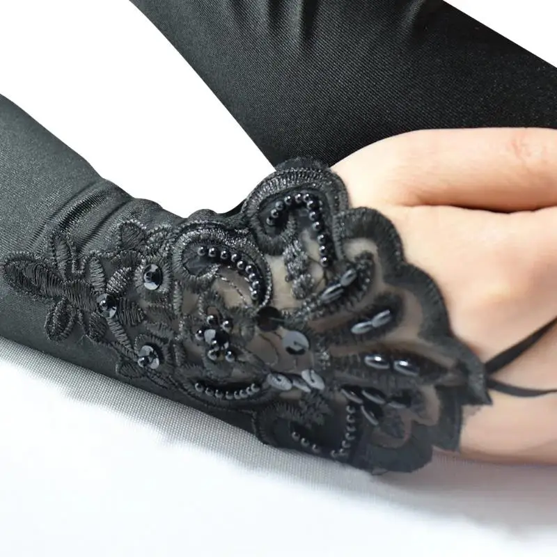 Nové 48 cm dlhé saténové sexy čipky vyšívacie háčiky prsty Rukavice retro párty dám etiketa drive cosplay tanečné rukavice rukavice