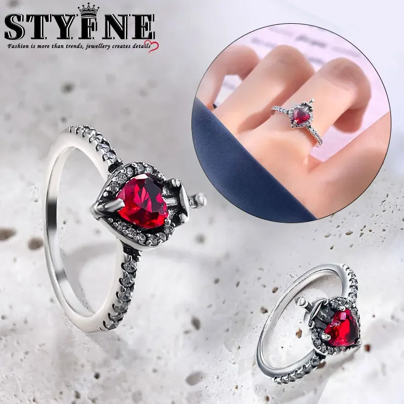 Nové 925 Sterling Silver Luxury Dámsky zirkón Classic Shining Heart Series Ring Jewelry Darček strieborné šperky Ženy Rings