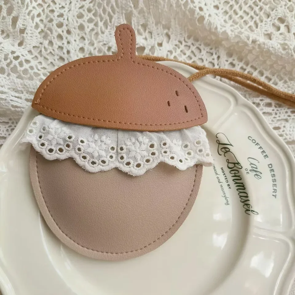 Nové karikatúry sladké mini detské tašky pre batoľatá dievčatá roztomilé ACORN Crossbody Bag Pu s čipkou Kreatívne ručne vyrábané tašky Detský darček