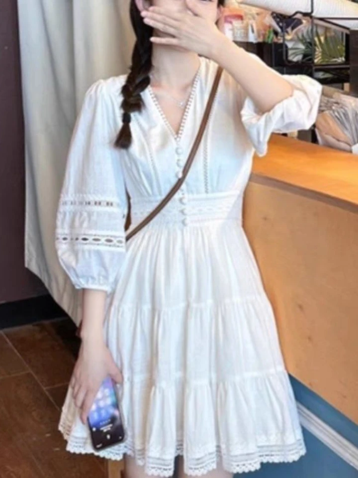 Nové letné masívne farebné čipky Patchwork Ruffles Hollow Dress Dreys Dámske Lantern Puff Ruckve Buttons shashes line krátke šaty