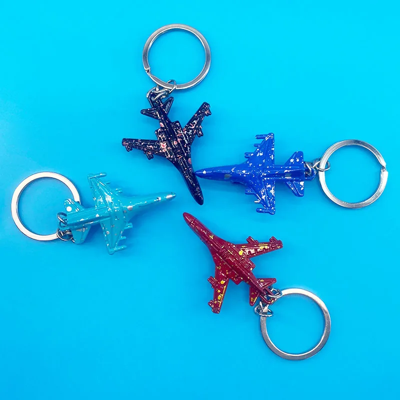 Nové lietadlo Metal Keychain Creative Zinc zliatiny Farba Malé lietadlá Mini vrtuľník Model prívesku Fighter Aircraft Travel