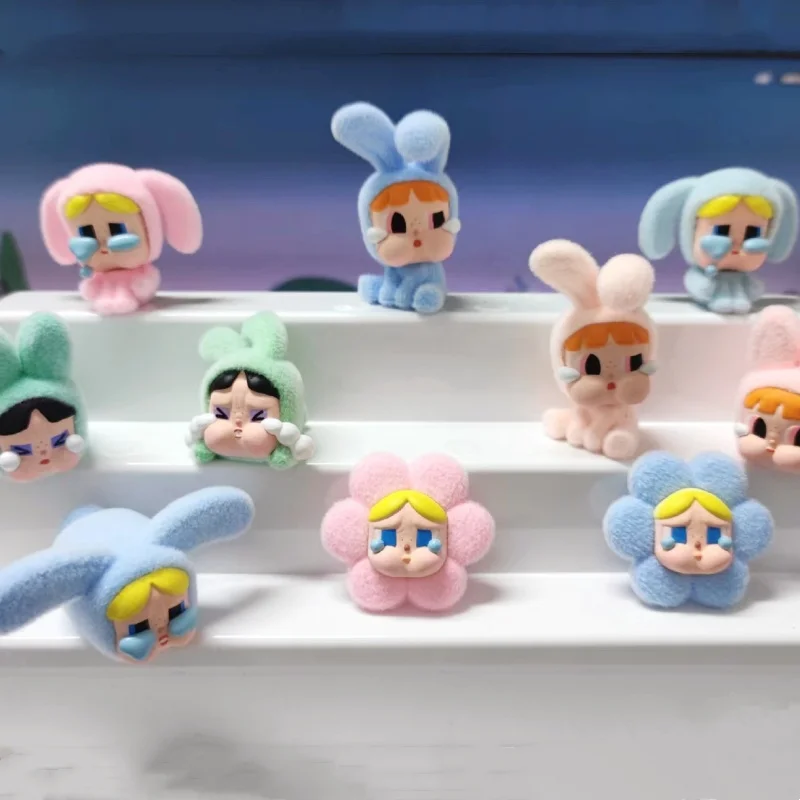 Nové mini plač dieťa × Flying Police Series Cute Pop Mart Bear Doll Auta