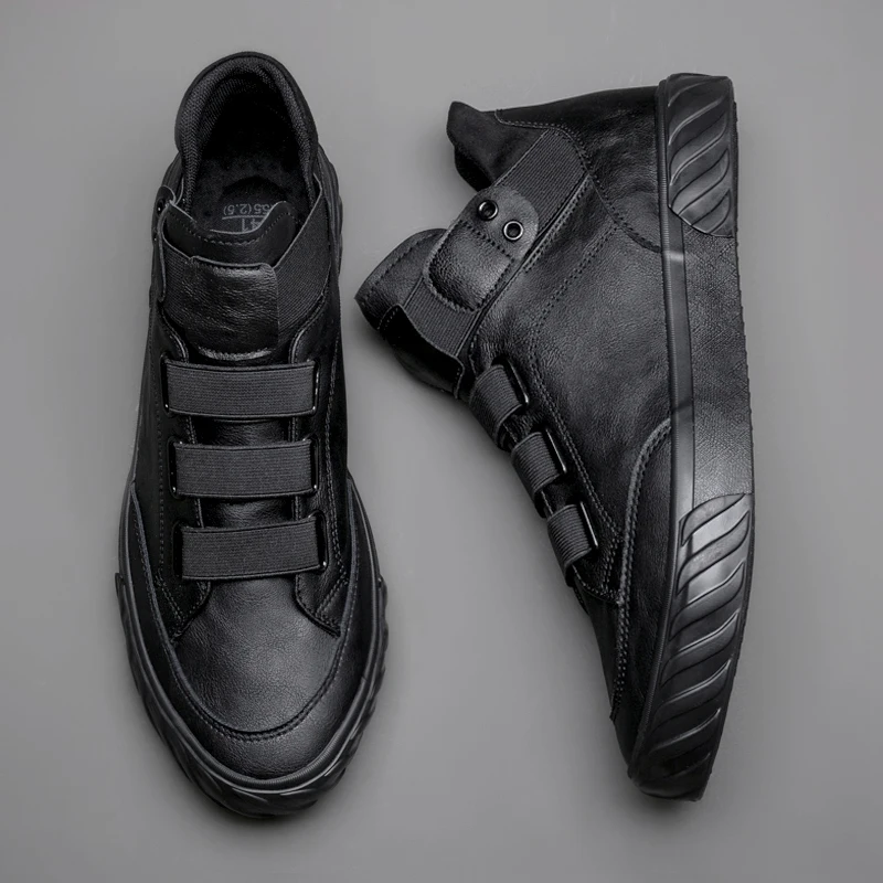 Nové pánske kožené topánky Kórejský trend Pohodlné loaferové topánky topánky britské módne muži High Top tenisky nové Moccasins Men 588 G