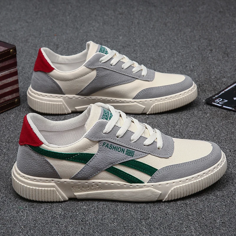 Nové pánske topánky módne priedušné ploché topánky pre mužov vonkajšie tenisky Kórejská verzia Trend Board Shoes Lace-up pán