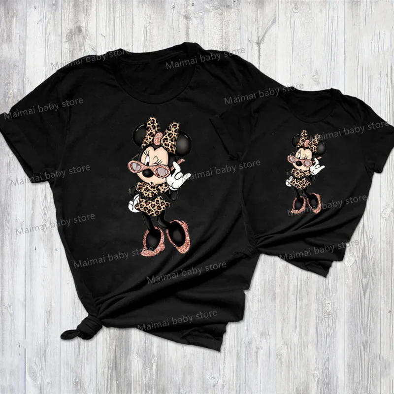 Nové rodinné košele Leopard Minnie Mouse Family Cotton Matka a dcéra Tshirt Baby Rompers Kawaii Family Look Disney oblečenie