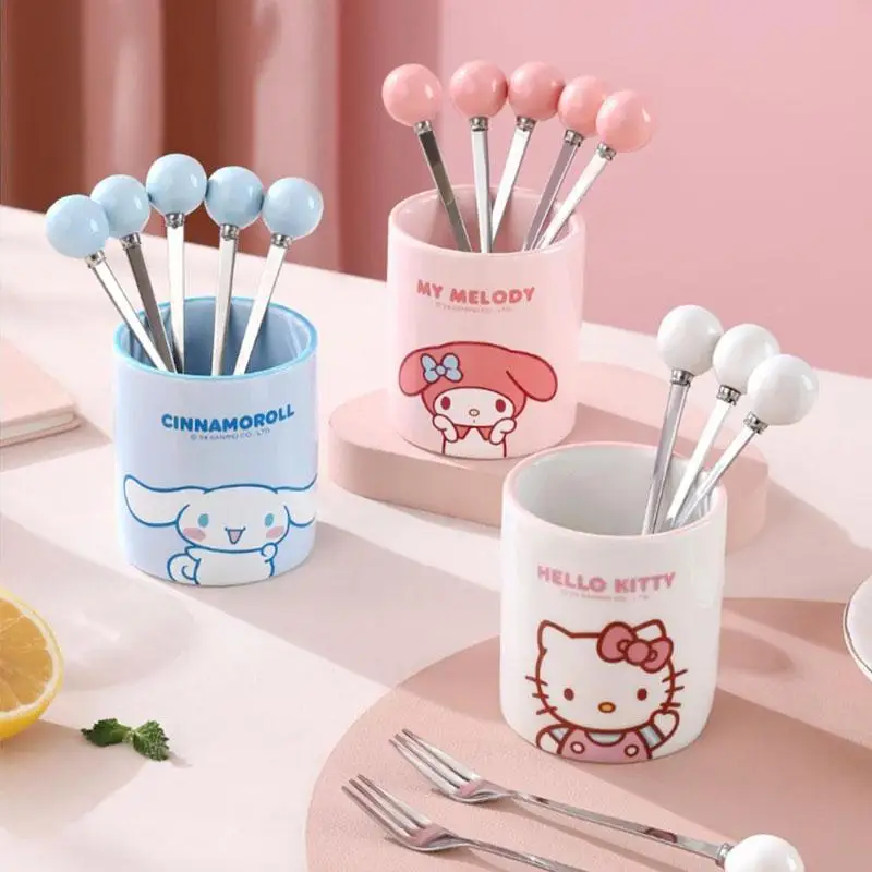 Nové Sanrio Hello Kitty Fruit Fork Kawaii My Melody Cinnamoroll Cartoon Dezert Fork Cute Ceramic Storage Jar Domovodný riad