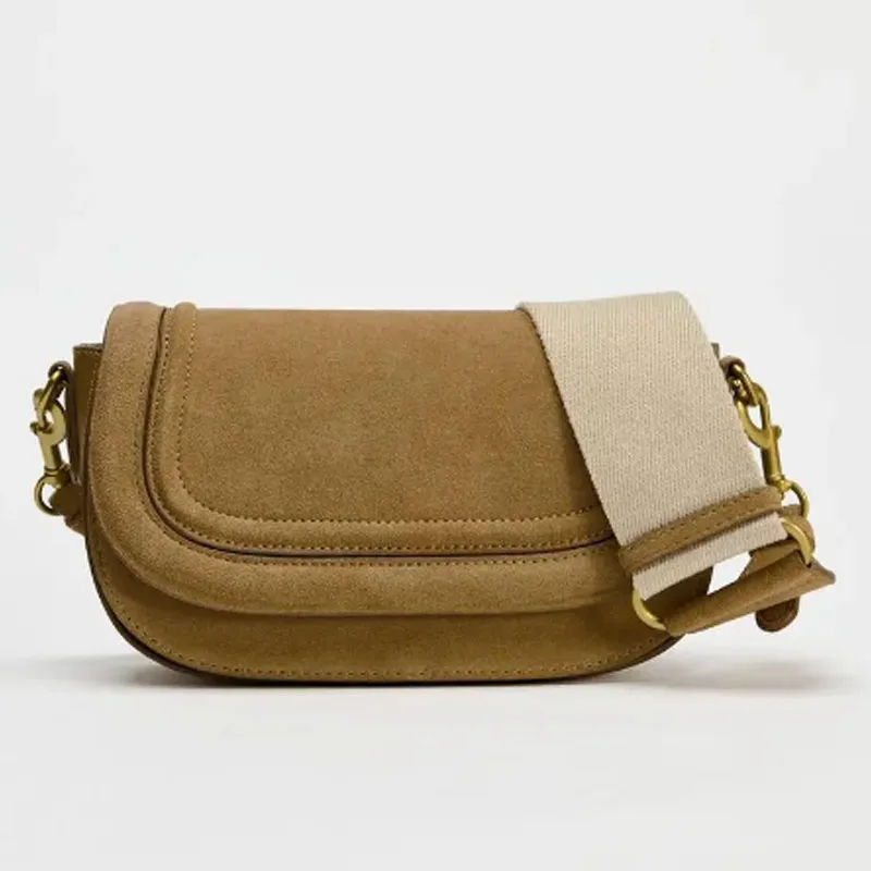 Nové semišové dámske tašky Frosted Suede Brown Women Totes Totes Oversile Dámske tašky na ramene módne krížové tašky