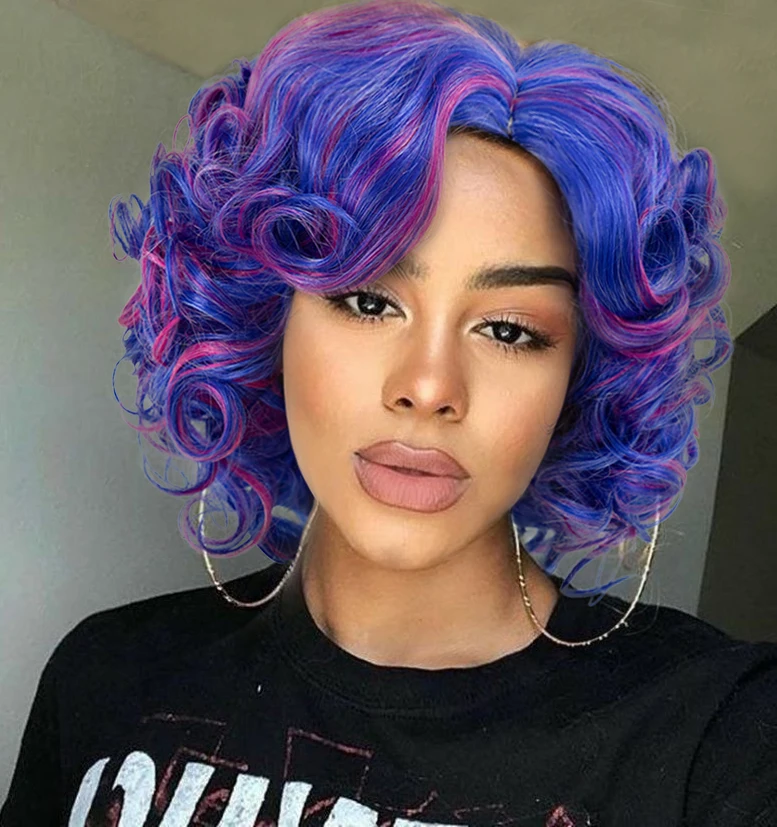 Nové v lete 2024 Krátka kučeravá zmes farby Purpurová parochňa s tepelne rezistentným syntetickým vlasom Cosplay Party Denné použitie