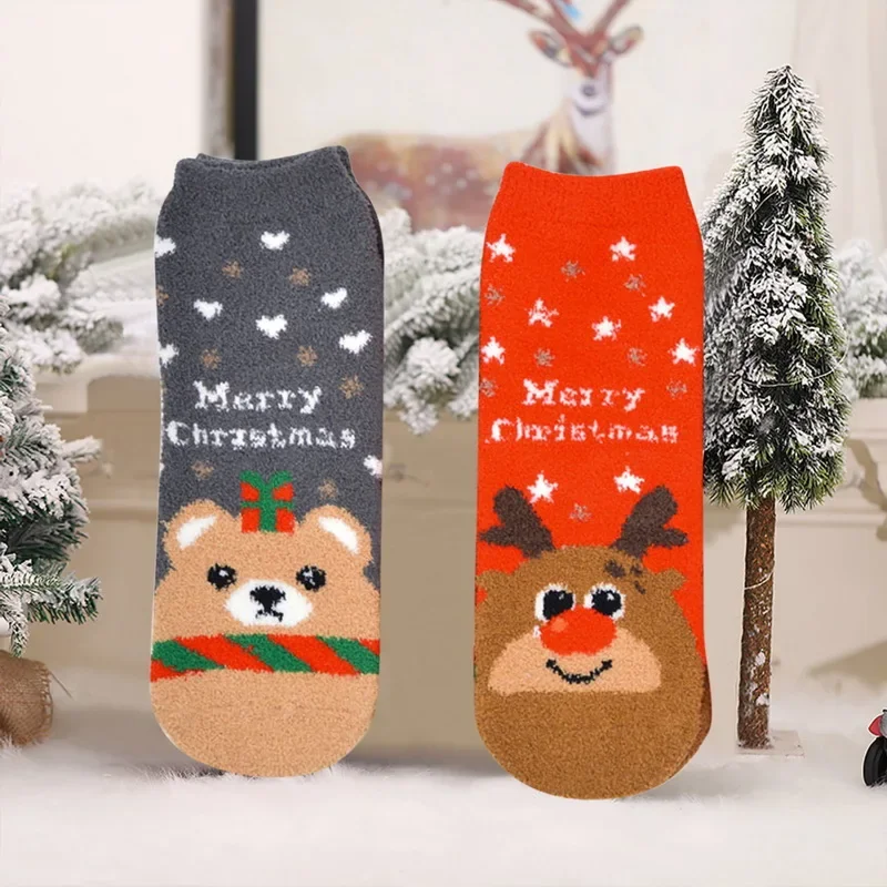 Nové vianočné ponožky Ženy Plyšové bavlnené viac štýlov santa dekorácie pre domáce darčeky Šťastný rok spotrebný materiál