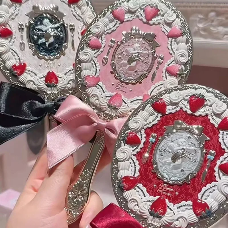 Nové vreckové zrkadlo Kvet Pozná produkt Strawberry Cupid Series Ručné zrkadlo Periférie Princezná Sladké roztomilé dievčatá Nový darček