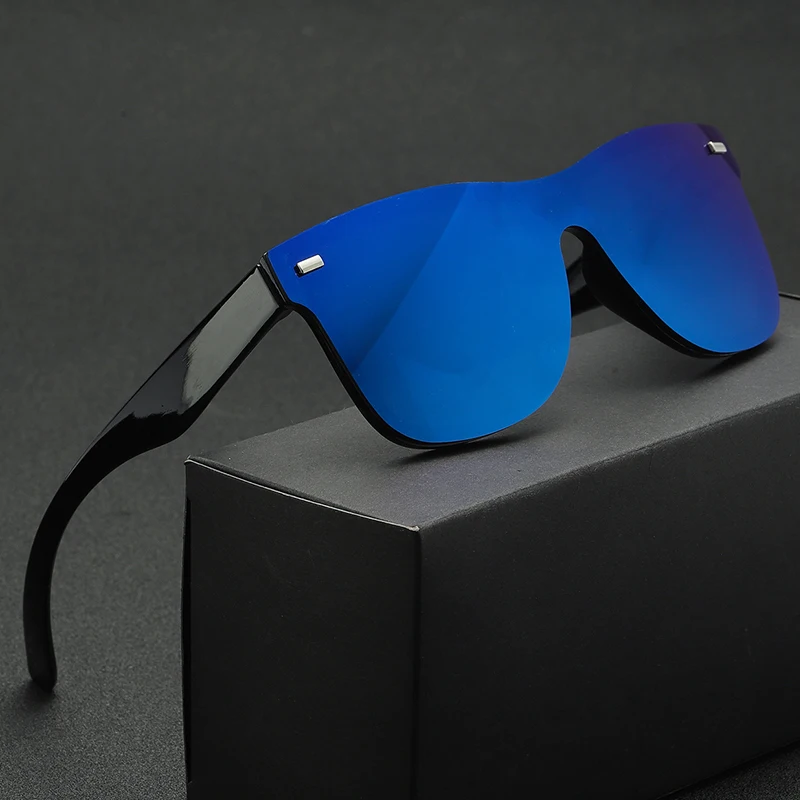 Nové ženy Slnečné okuliare Módne štvorcové plastové slnečné okuliare Luxusné nadmerne nadmerné trendy retro okuliare muži klasické slnečné okuliare UV400
