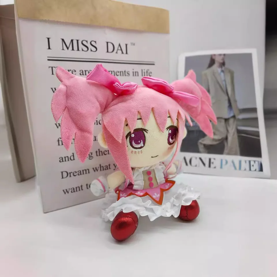 Nový 20 cm Puella Magi Madoka Magica Plush Doll Hray Cosplay Puella Magi Madoka Magica Cute Soft Floved vankúš k narodeninám darček