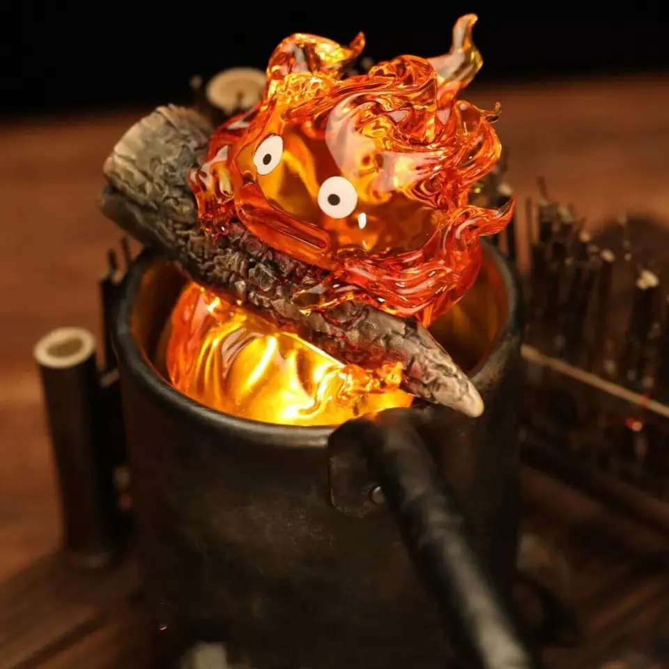 NOVÝ 2025 3D roztomilý a vynikajúci plameň Casifa Night Light Light socha Halloween Domáca stolná dekorácia ozdoba anime koníčky