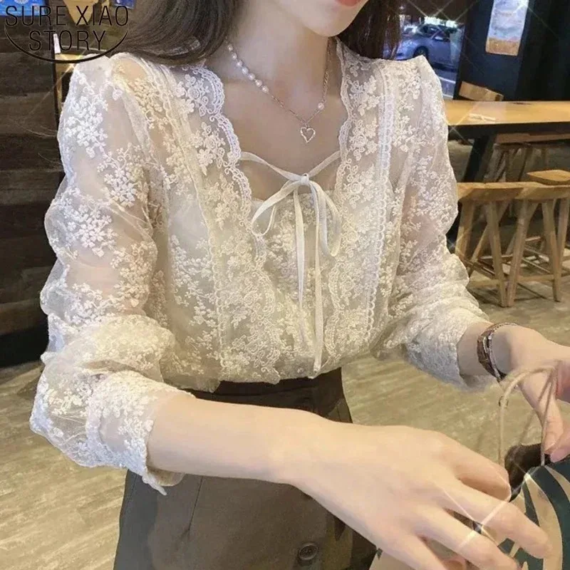 Nový francúzsky štvorcový golier marhuľa biela čipka blúzka Jeseň Príležitostné voľné vrcholy Sladké puzdro s dlhým rukávom Lace-up tričko Blusas 17442
