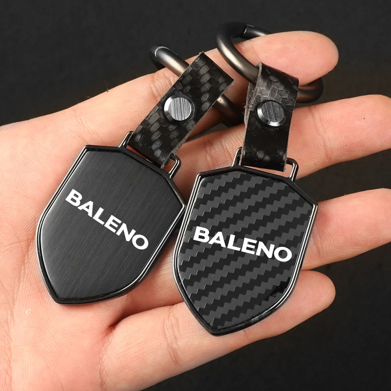 Nový lesk z uhlíkových vlákien Black Shield Car Keychain Fashion Business Darček pre príslušenstvo automobilu Suzuki Baleno