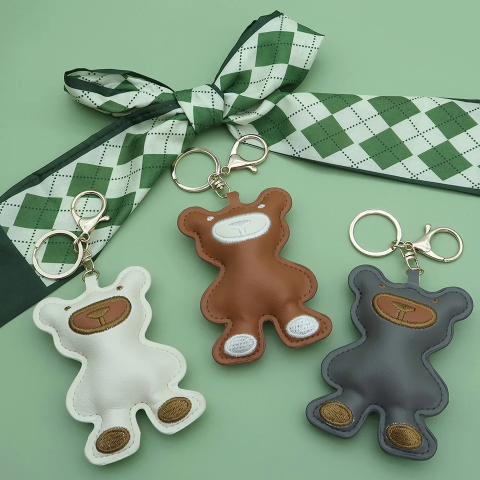 Nový módny kožený medveď Keychain Roztomilý karikatúra zvierat Pendant Key Ring Bag zavesenie ozdoba pre ženy Dievčatá darček šperky