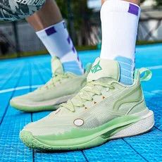 Nový príchod basketbalové topánky Ľahké priedušné športové topánky Men Training Basket Sneakers Street Combat Basketball Boots