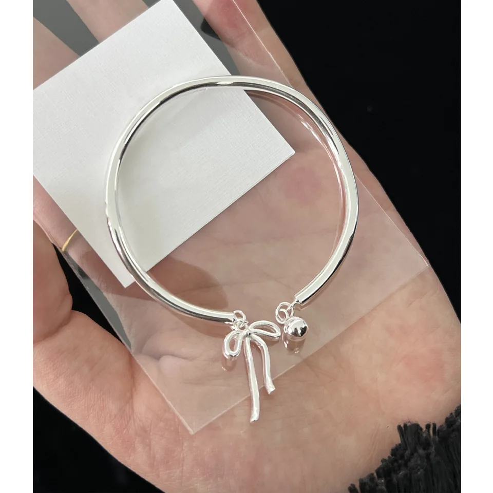Nový príchod Elegantný Bowknot 925 Sterling Silver Silver Female Bangle Propagačné šperky pre ženy narodeniny