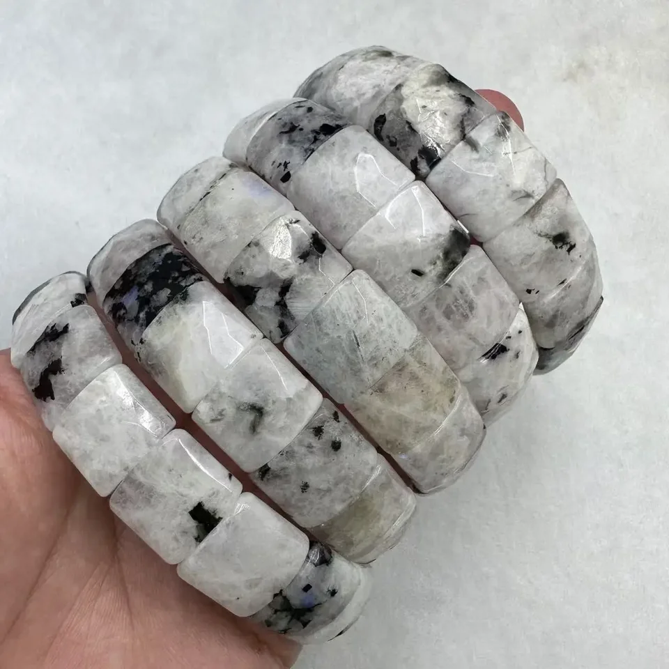 Nový prírodný indický mesačný kameň 13 × 15 mm kamenný náramok Gemstone módne šperky Vianoce pre muža pre ženu darček