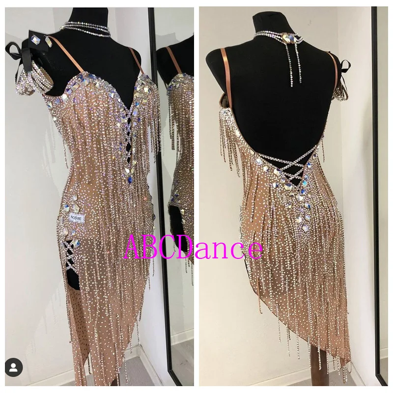 Nový štýl súťaž Latinské tanečné šaty kostýmy Fringe Latin Dancewear Dámske kostýmy sexy latinské oblečenie pre ženy