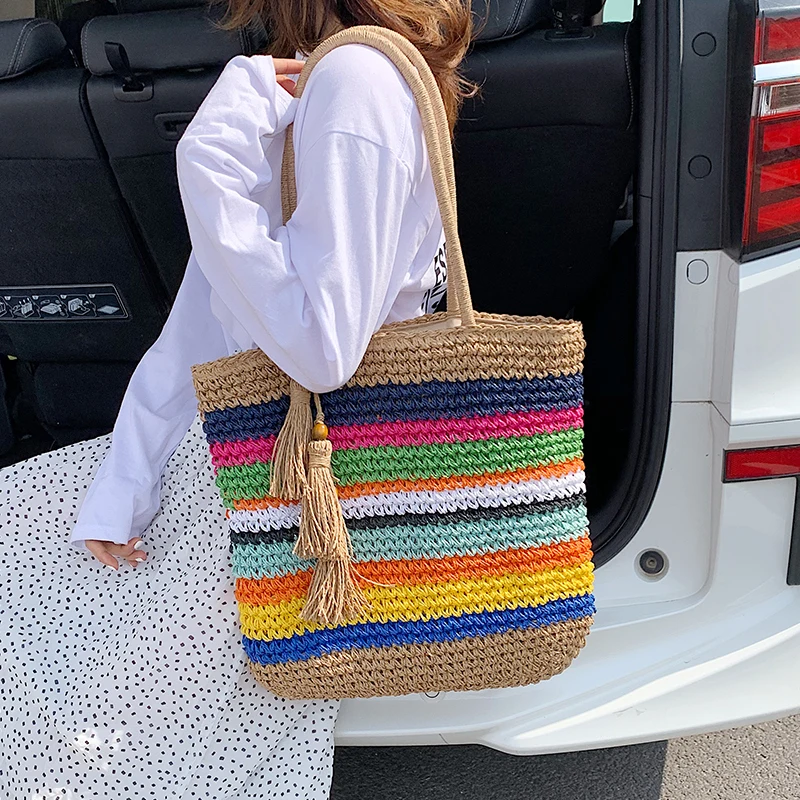 Nákupná taška Žena 2020 Nová veľká kapacita Tassel Tote Bag Crossbody Ins módna tkaná kabelka