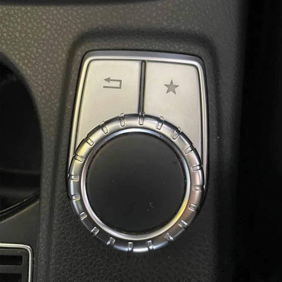 Nálepka na kryciu krytinu Tink Tink Tink Cover pre Mercedes Benz Abce GLK CLS ML GLA W176 W204 W212 X204