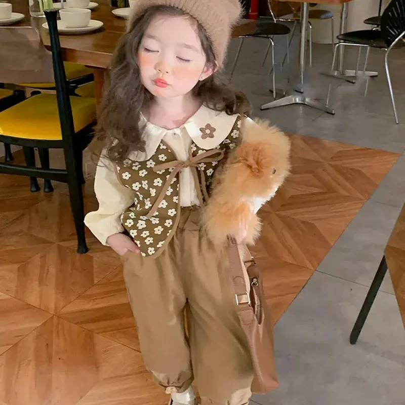 Oblečenie Fall 2024 Nové dievčenské obojky Doll Top +Bloomers Flower Vest +Panty Trojdielne set Girls Fashion Kids Outfit