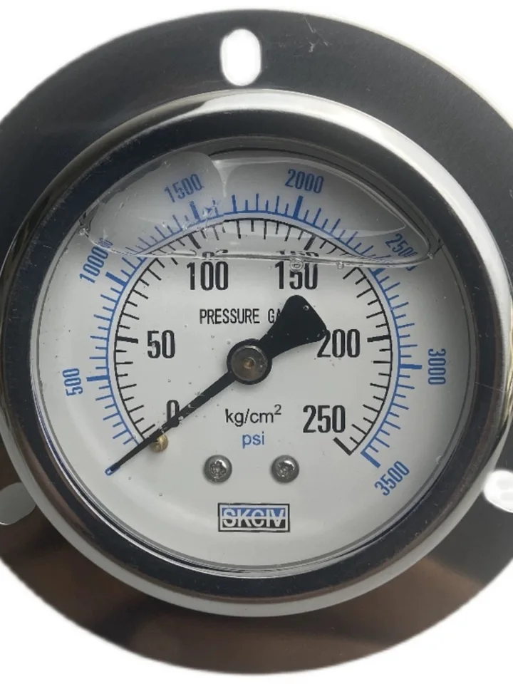 Olejový hydraulický tlakomerový rozchod axiálny nárazový tlakomer yn60zt