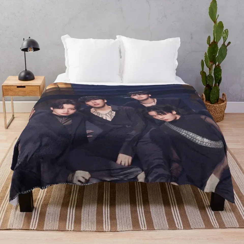Oneus malus rovnaká vôňa Kpop Boy Band Group Kóre