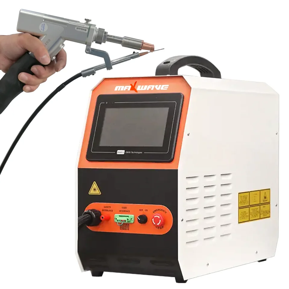 Oprava spájkovania prenosný vreckový počítač 1500 W laserový zvárací stroj 1064nm laser pre uhlíkovú nehrdzavejúcu oceľ kovový ručný kovový kov
