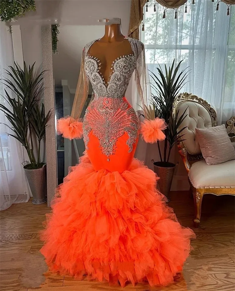 Orange Black Girl Prom Dresses 2024 Luxusná morská panna kamienky korálkové dlhé rukávy Huchy narodeniny večerné gala