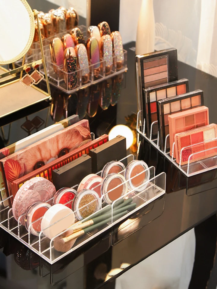 Organizátor make-upu Desktop Multi-bunka Display Box Makeup Blush Cosmetics Police 7-Compartment Plast Eye Shadow Storage Box