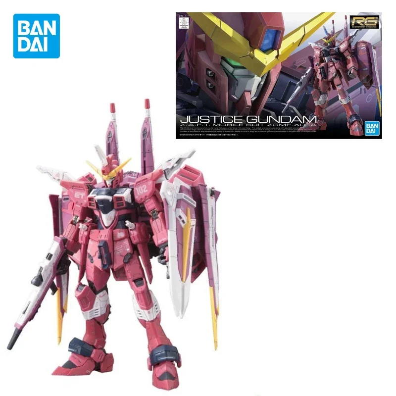 Original Bandai Anime Gundam RG 1/144 Justice Gundam Zhromaždenie Anime akčná figúrka modelu hračky Zbierka Ozdoby Darčeky na sklade