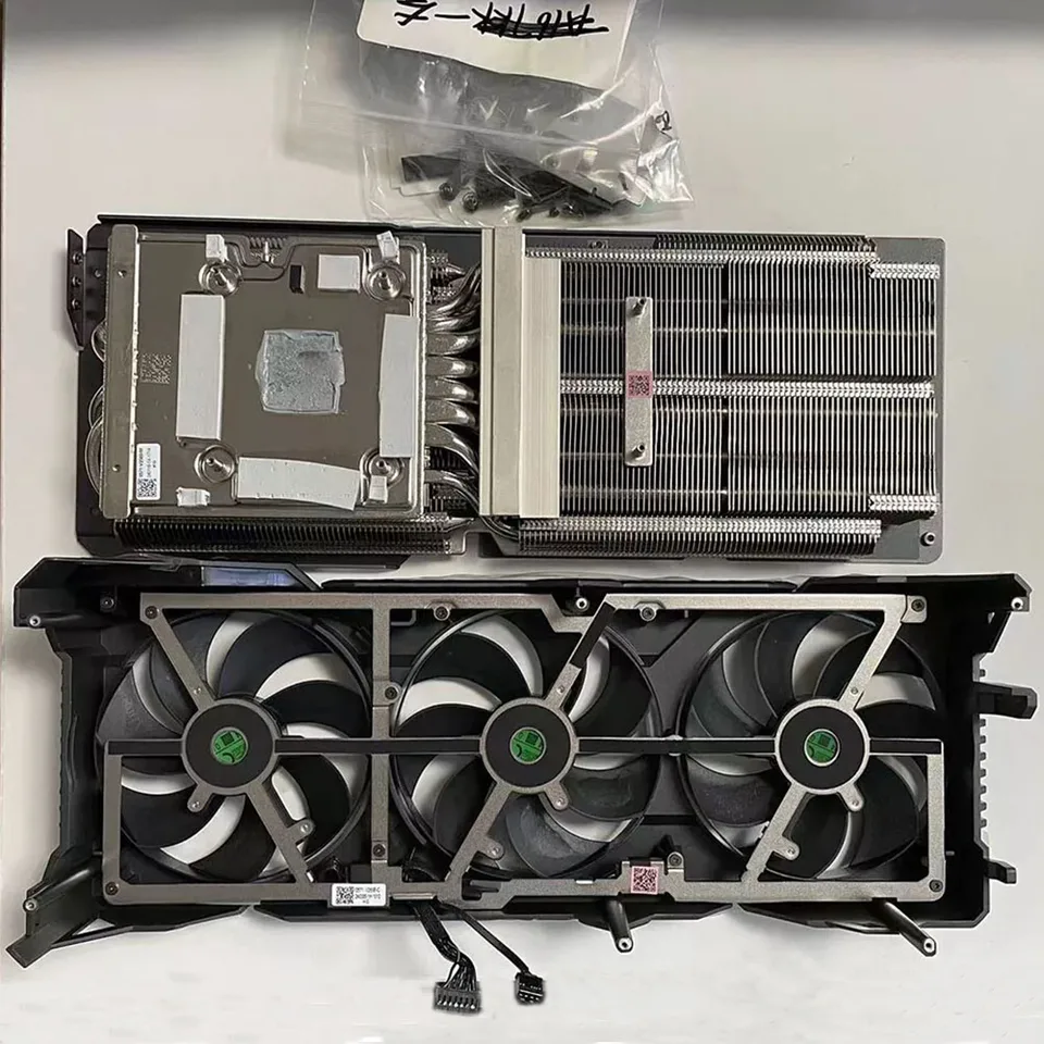 Originál používaný pre ASUS TUF RTX4090 O24G GRAFICKÁ KARTA GRAFICKÁ KARTA NASTAVENIE VENTILÁRNE VENTÁLNE VENTÁLNE ALEBO BAD DOP