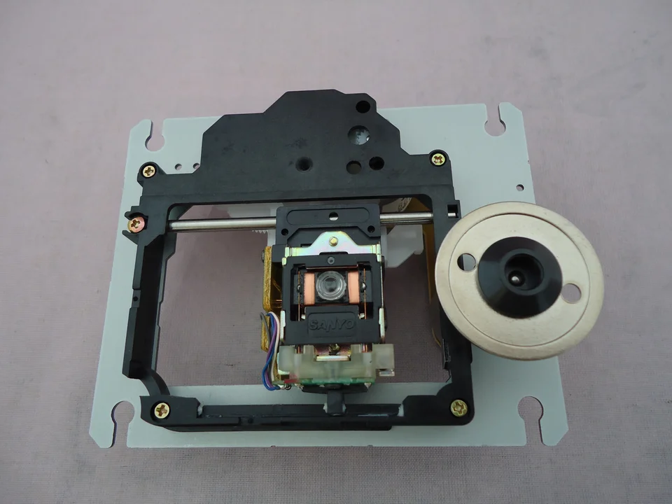Originál SANYO SF-P101N 5/8P SF-P101 (5pin+8pin) Dvojitá zástrčka s mechanizmom SFP101N/SFP101 pre Laser Laser Laser Laser Laser