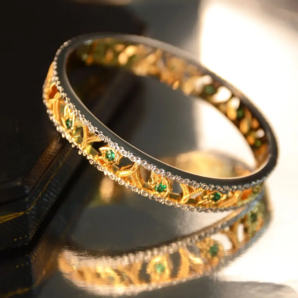 Originálna kvalita Taliansko Slávne 14k zlato naplnené ďatelina náramok smalt rubíny diamant zafírový náramok luxusný darček kvapky