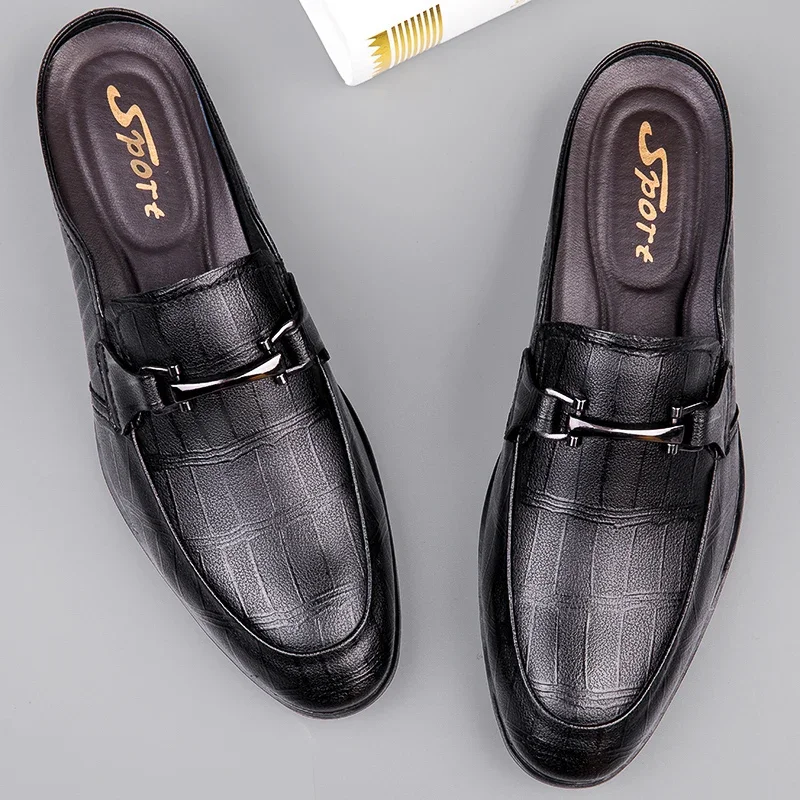 Originálne kožené muly pre mužov Half Shoes Muž luxusný dizajnér značky Pánske luxusné príležitostné topánky skĺznuť na obuv papuče muž