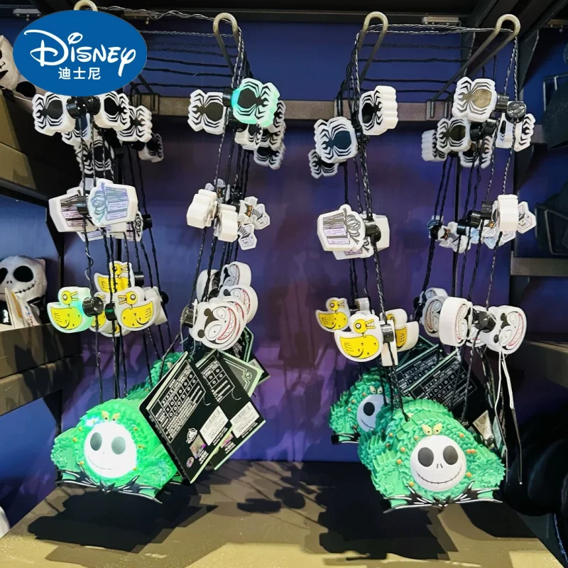 Originálny film Disney Film The Nightmare pred vianočnými žiarami náhrdelník Jack Skellington Stitch Hray Dolls Halloween Darčeky