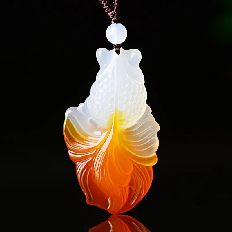 Originálny prírodný ľad Jade Jade Goldfish Pendant Charms Ženy skutočné čínske jades kamenné doplnky šperky chalcedónia amulet