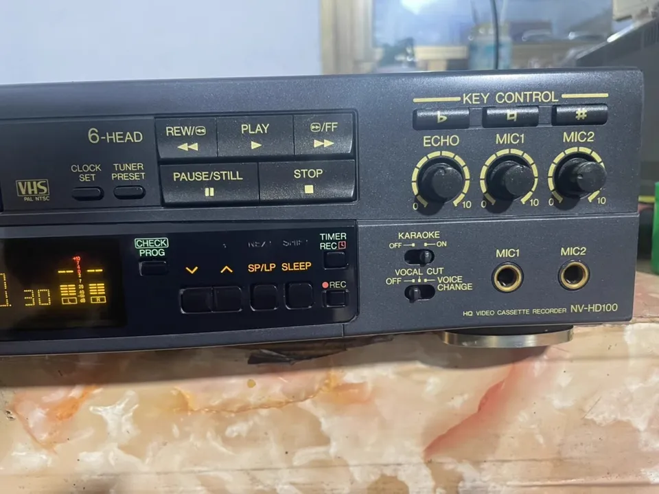 Originálny videorekordér HD82 VHS stereofónny rekordér