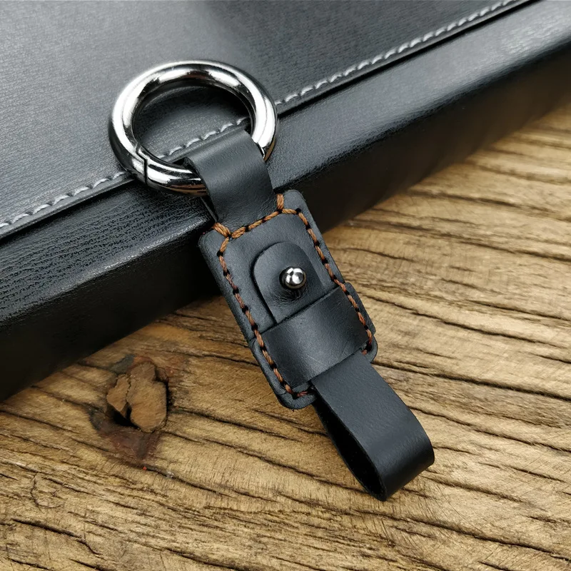 Osobnosť retro ručne vyrábaná kľúča Cowhide Key reťazec prvá vrstva kožené kožené kľúče Kľúčové doplnky Keychain Keyring Darček