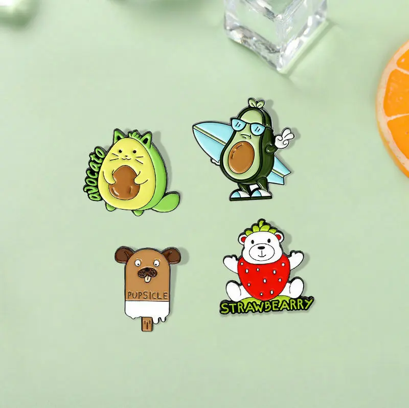 Ovocný smalt Pin Vlastný pes nanuka avokádo Cat Bearberry Brošes tašky klopa pin karikatúra odznak klenotníctvo darček pre deti priateľov